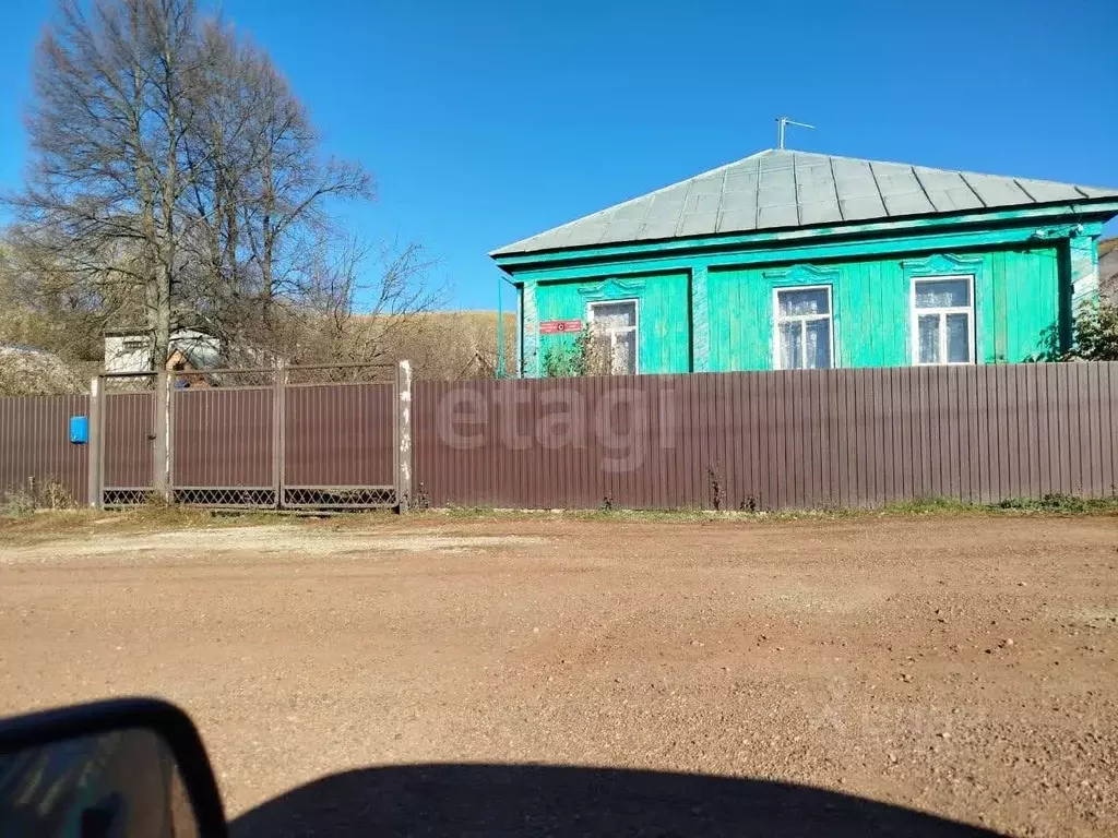 Дом в Башкортостан, Стерлибашевский сельсовет, с. Стерлибашево ул. ... - Фото 2