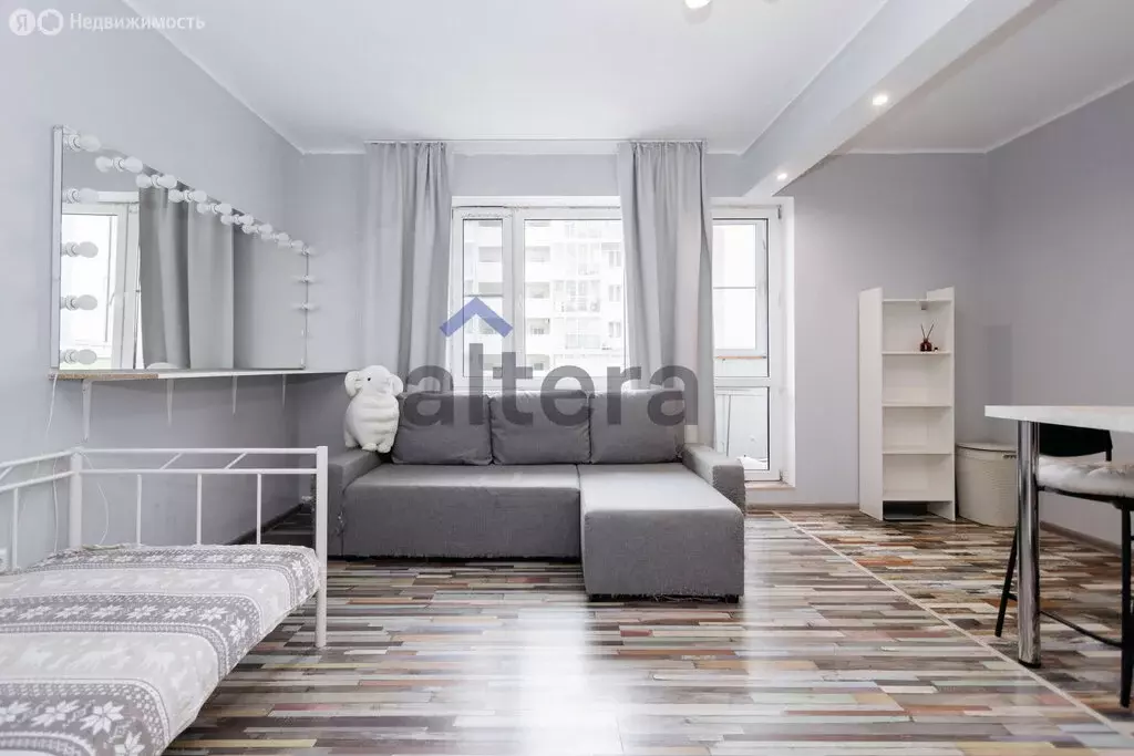 Квартира-студия: Казань, улица Рауиса Гареева, 109 (29.6 м) - Фото 0