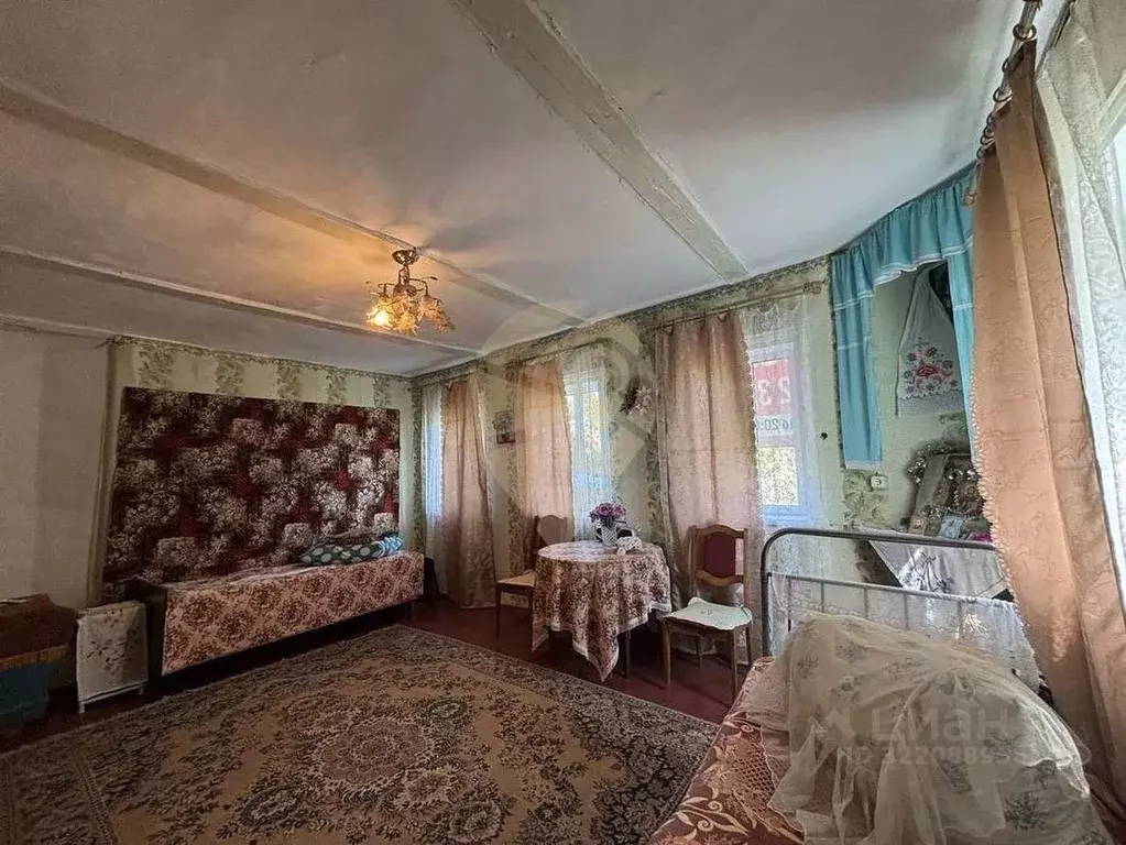 Дом в Белгородская область, Старооскольский городской округ, с. ... - Фото 1