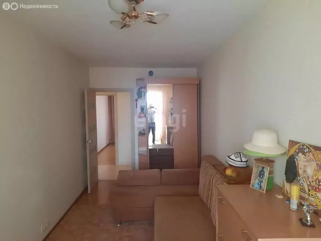 3-комнатная квартира: Новосибирск, улица Крылова, 67А (60 м) - Фото 1