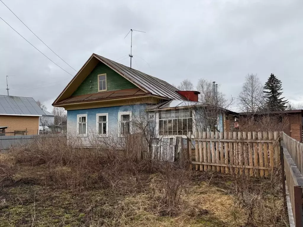 Дом в Вологодская область, Великий Устюг ул. Победы, 18 (45 м) - Фото 1
