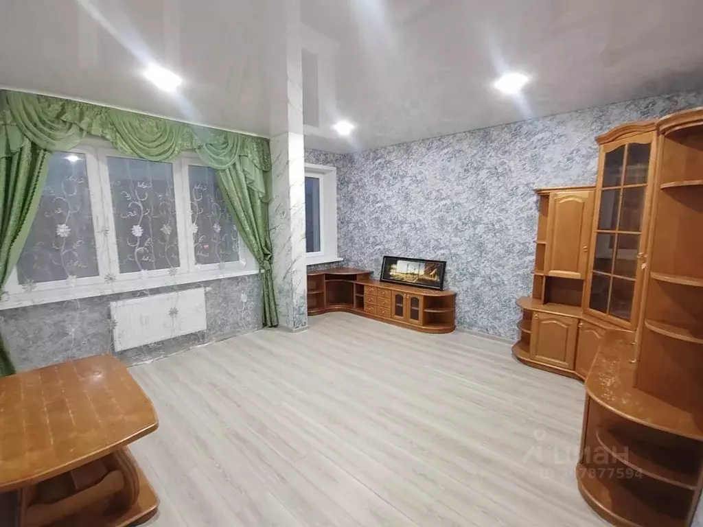 3-к кв. Вологодская область, Череповец ул. Наседкина, 27А (79.0 м) - Фото 2
