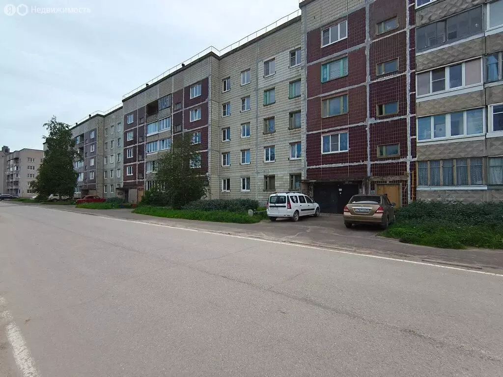 1-комнатная квартира: Бокситогорский район, Пикалёво, улица Горняков, ... - Фото 1