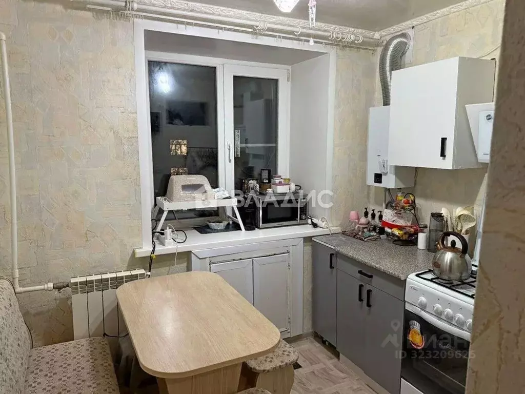 1-к кв. Владимирская область, Ковров ул. Димитрова, 2 (32.5 м) - Фото 1