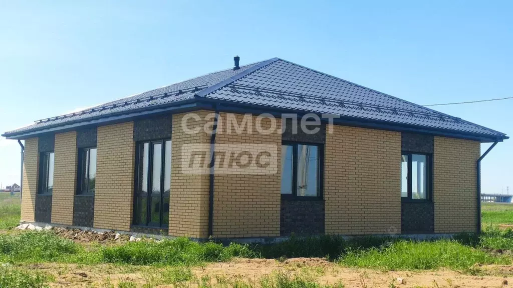 Дом в Омская область, Омский район, с. Троицкое ул. Сахалинская (106 ... - Фото 1