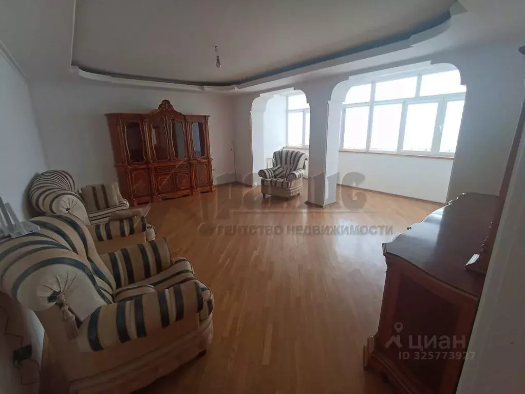 3-к кв. Северная Осетия, Владикавказ просп. Коста (110.0 м) - Фото 1