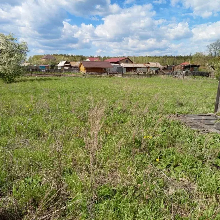 Участок в Свердловская область, Сысертский городской округ, д. Верхняя ... - Фото 0