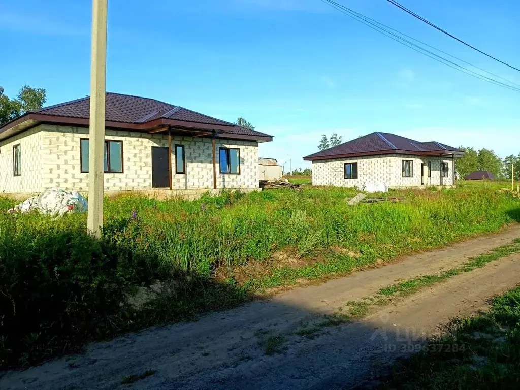 Дом в Пензенская область, Мокшанский район, Рамзайский сельсовет, с. ... - Фото 1