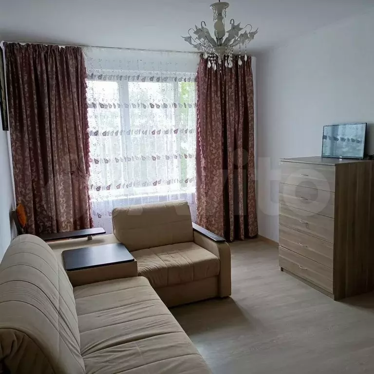 1-к. квартира, 37 м, 8/9 эт. - Фото 1