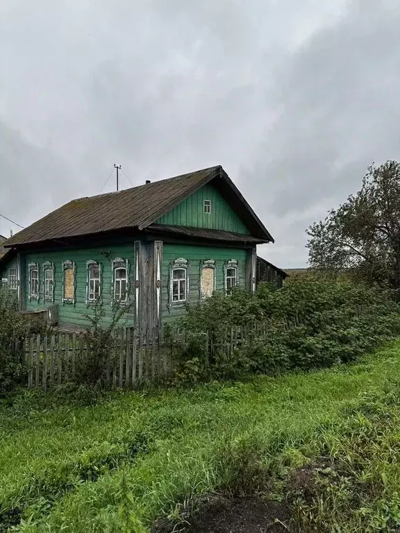 Дом в Свердловская область, Артемовский муниципальный округ, с. ... - Фото 1