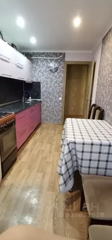 4-к кв. Татарстан, Нижнекамск просп. Шинников, 21 (75.9 м) - Фото 0