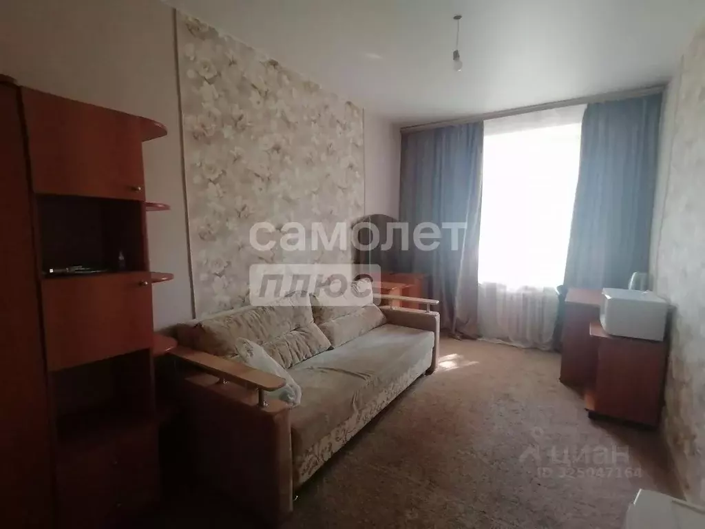 Комната Челябинская область, Челябинск ул. Савина, 10 (13.0 м) - Фото 1