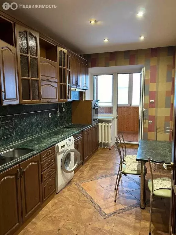 3-комнатная квартира: Аксай, улица Платова, 6А (82 м) - Фото 2