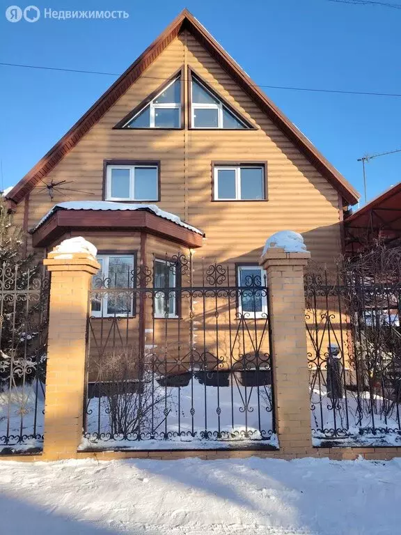 Дом в Иркутск, улица Владимирского, 138 (223.9 м) - Фото 1