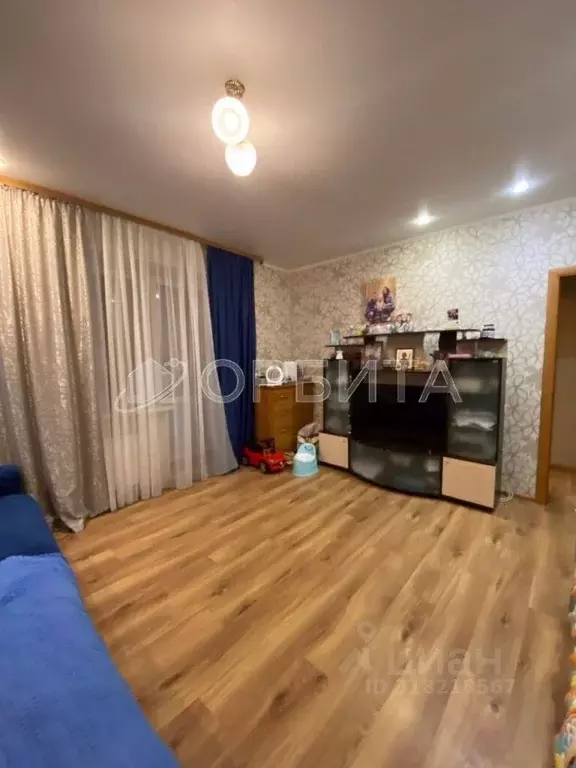 2-к кв. Тюменская область, Тюмень Солнечный проезд, 25к1 (62.4 м) - Фото 0