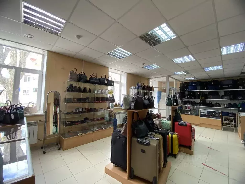 Торговая площадь в Свердловская область, Каменск-Уральский Алюминиевая ... - Фото 1