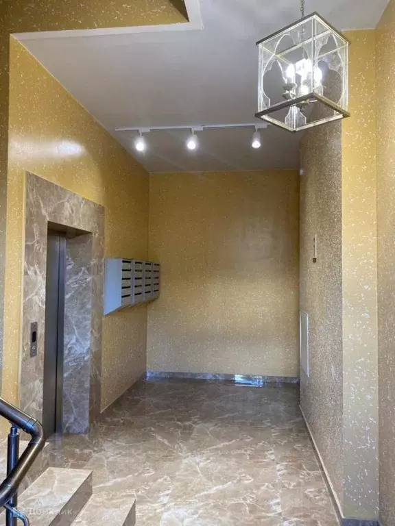 Продаётся 1-к квартира, 64.6 м - Фото 1
