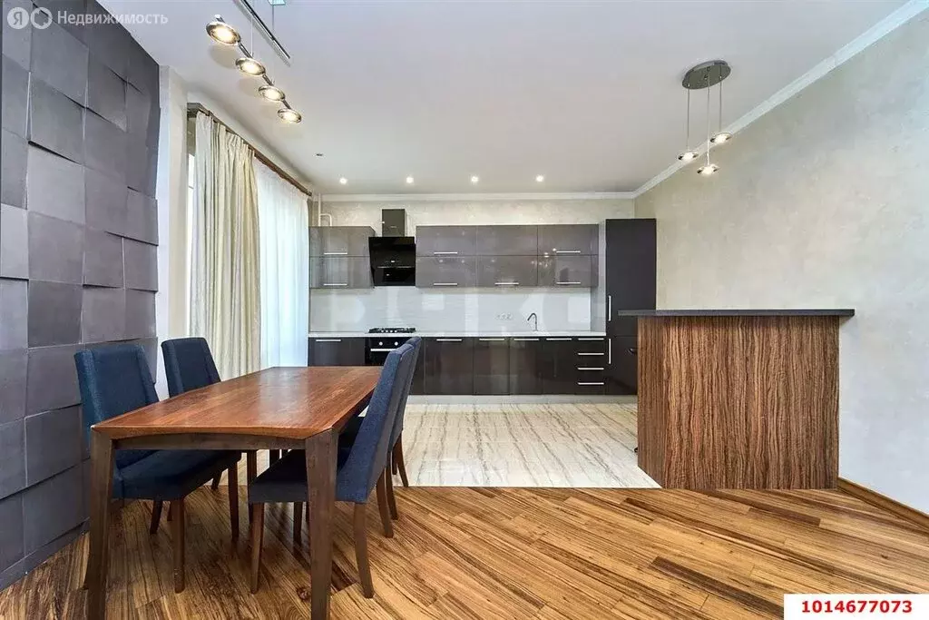 3-комнатная квартира: Краснодар, Аксайская улица, 40 (112.2 м) - Фото 0