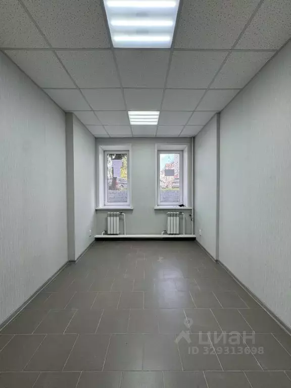 Офис в Кировская область, Киров ул. Всесвятская, 91 (16 м) - Фото 1