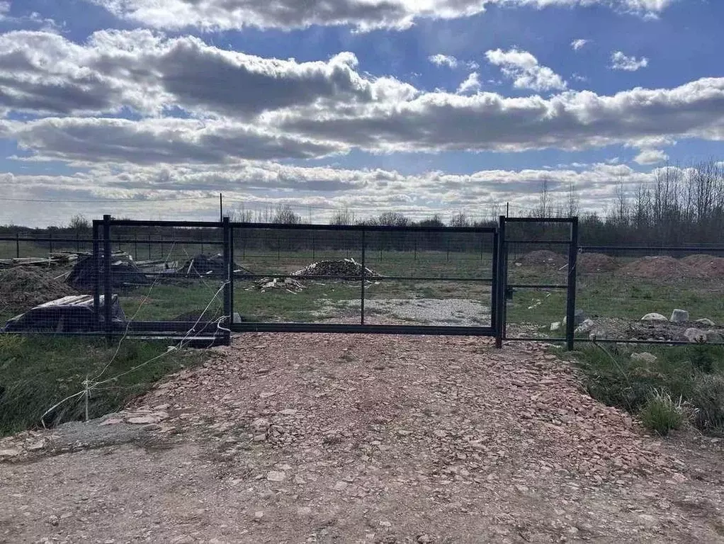 Участок в Новгородская область, Новгородский район, Савинское с/пос, ... - Фото 0
