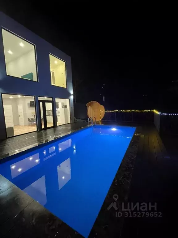 Дом в Краснодарский край, Сочи ул. Макаренко (100 м) - Фото 1