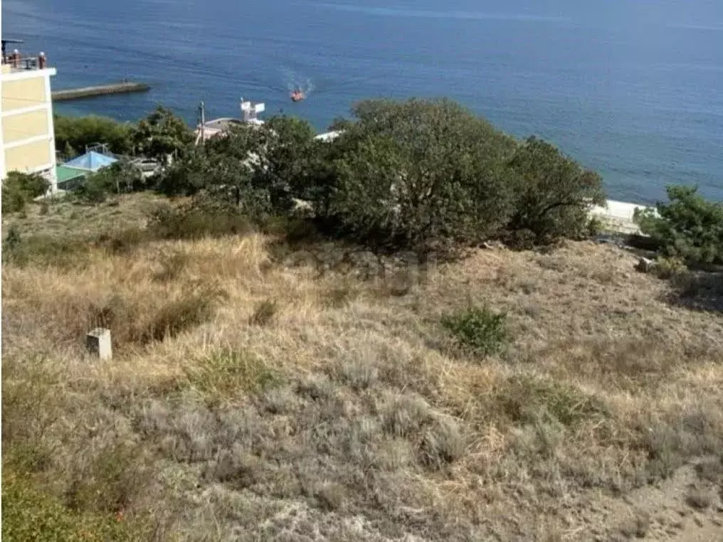 Участок в Крым, Алушта  (20.0 сот.) - Фото 0