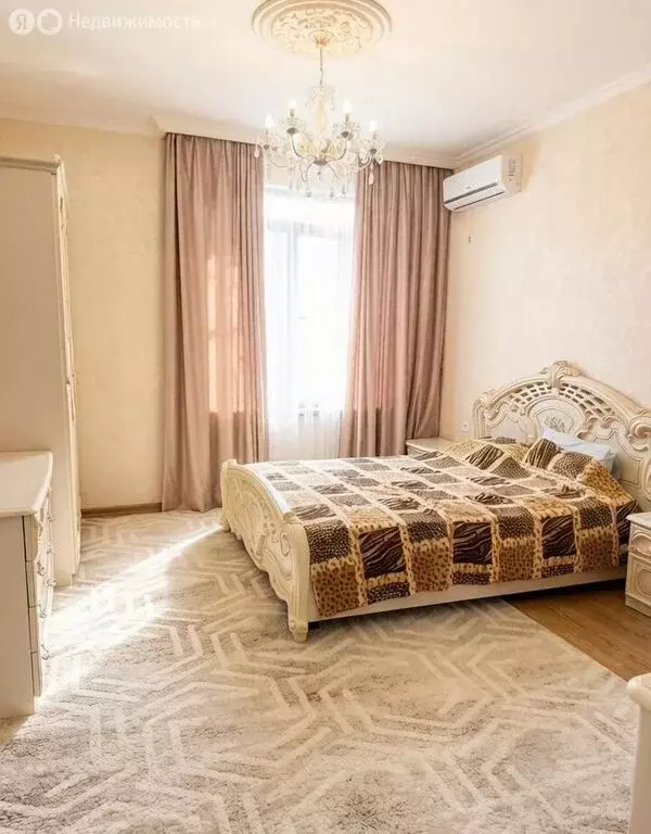 2-комнатная квартира: Ялта, улица Володарского, 3 (61 м) - Фото 2
