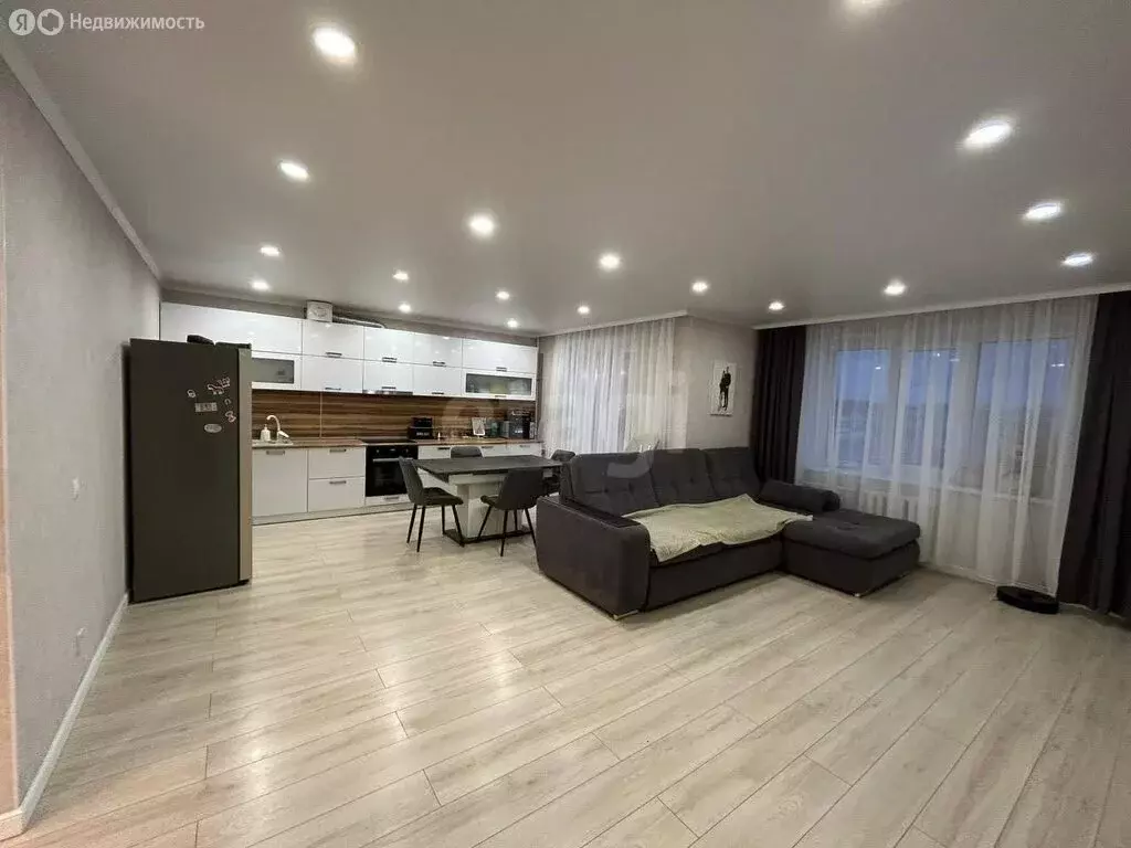 2-комнатная квартира: Стерлитамак, проспект Октября, 83 (65.7 м) - Фото 2