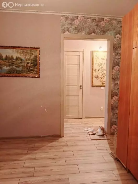 2-комнатная квартира: Тюмень, улица Павла Шарова, 1к1 (67.1 м) - Фото 1