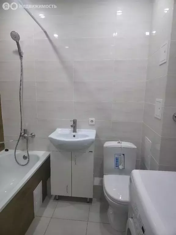 1-комнатная квартира: Чебоксары, улица А.В. Асламаса, 11 (40 м) - Фото 2