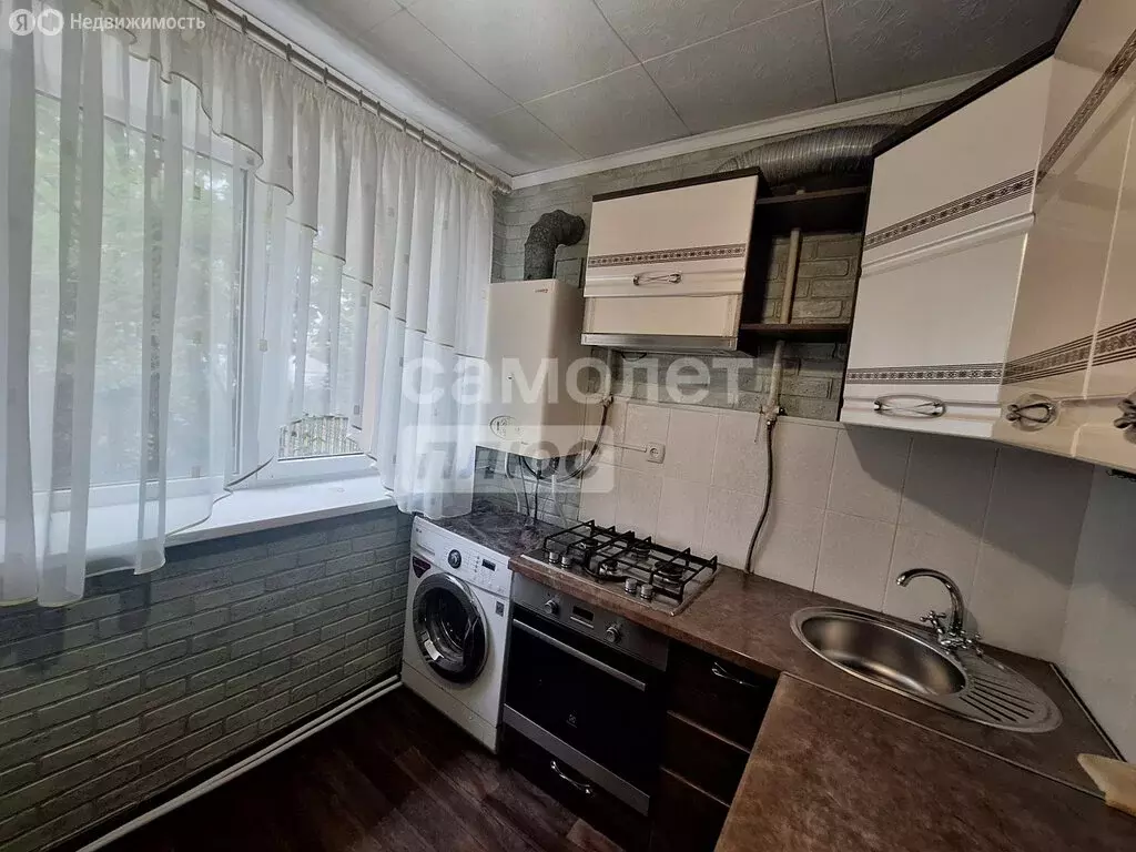 3-комнатная квартира: Михайловск, улица Гагарина, 10 (50.3 м) - Фото 1