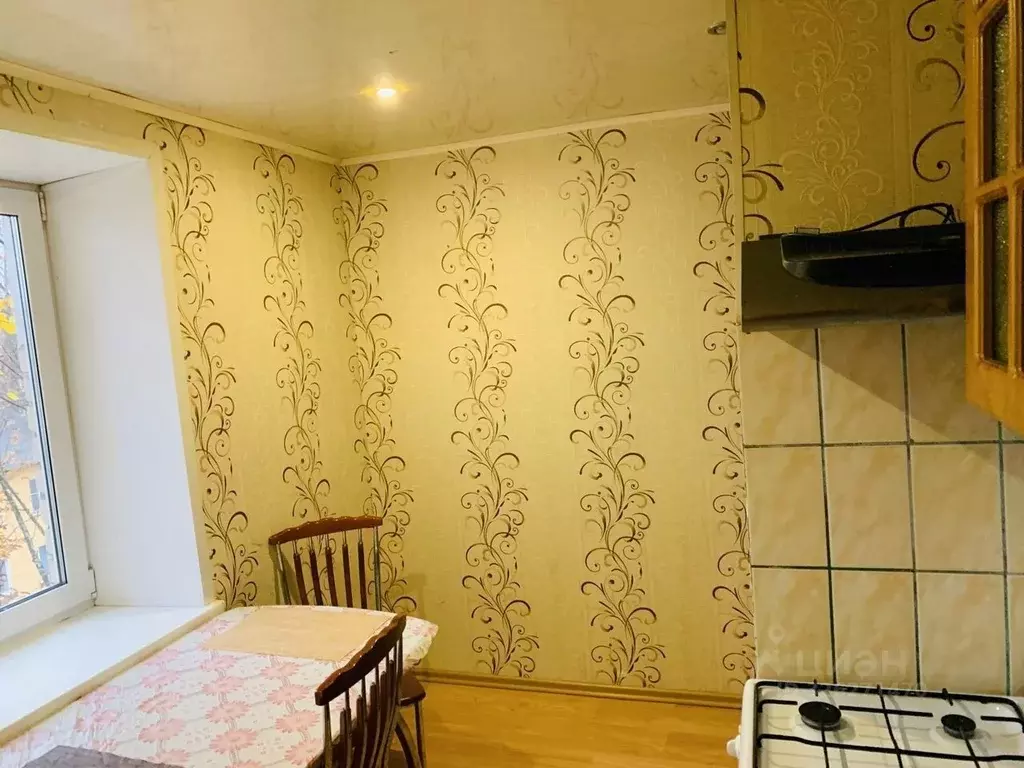 2-к кв. Псковская область, Великие Луки Октябрьский просп., 13 (48.0 ... - Фото 1