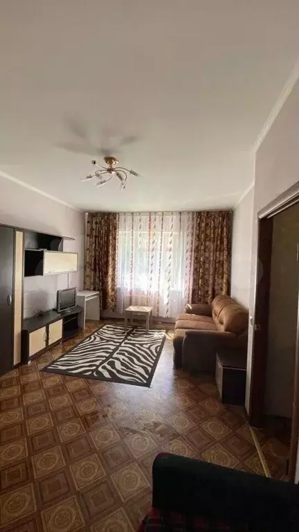 1-к. квартира, 43 м, 1/8 эт. - Фото 0