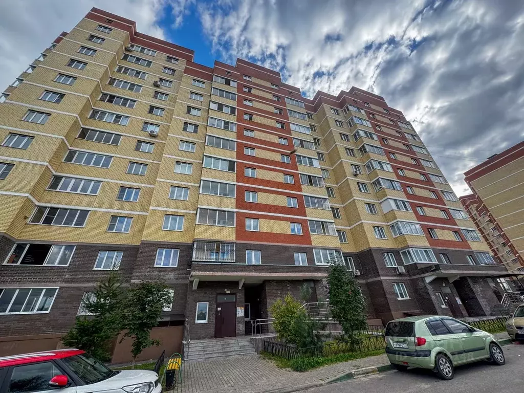2-к кв. Московская область, Серпухов Стадионная ул., 1к3 (62.6 м) - Фото 0
