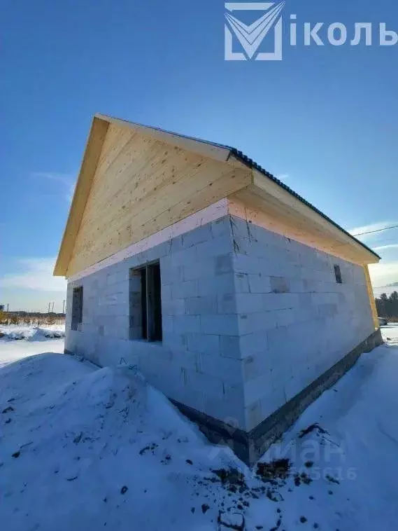 Дом в Иркутская область, Иркутский муниципальный округ, с. ... - Фото 1