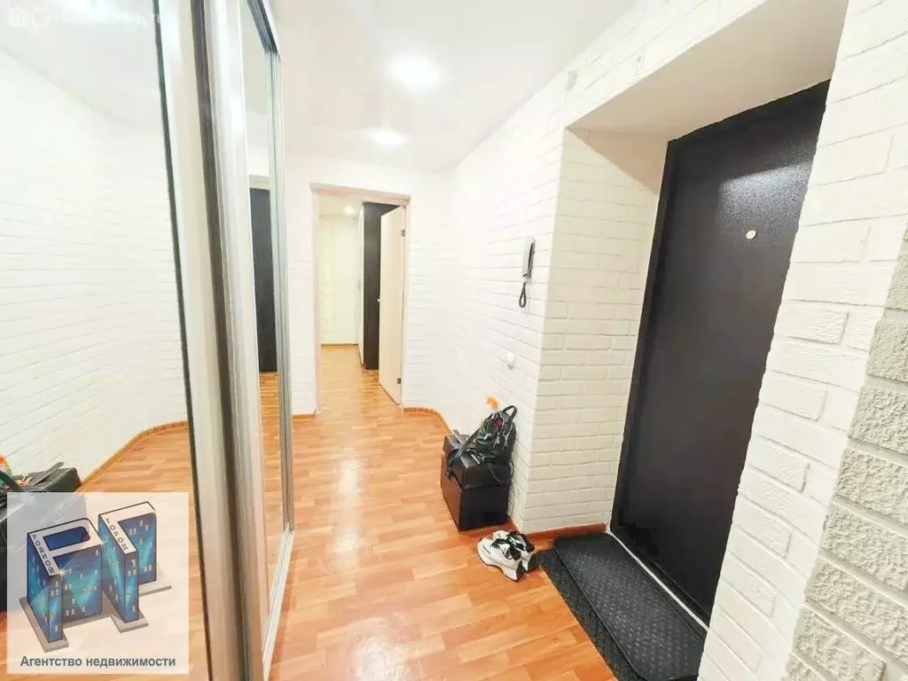 2-комнатная квартира: Волжский, улица имени Генерала Карбышева, 130 ... - Фото 0