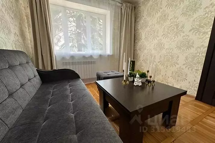 2-к кв. Ставропольский край, Кисловодск ул. Островского, 3 (40.0 м) - Фото 0