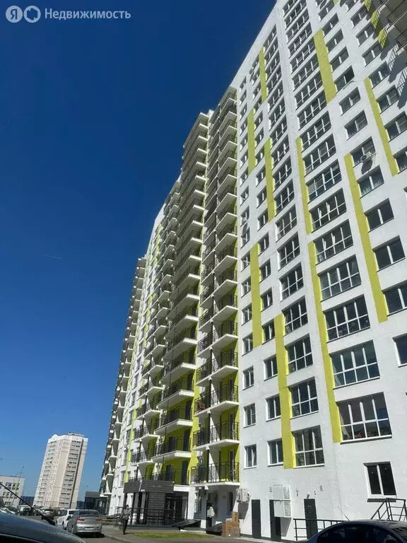 3-комнатная квартира: Пенза, улица Генерала Глазунова, 6 (74.8 м) - Фото 0