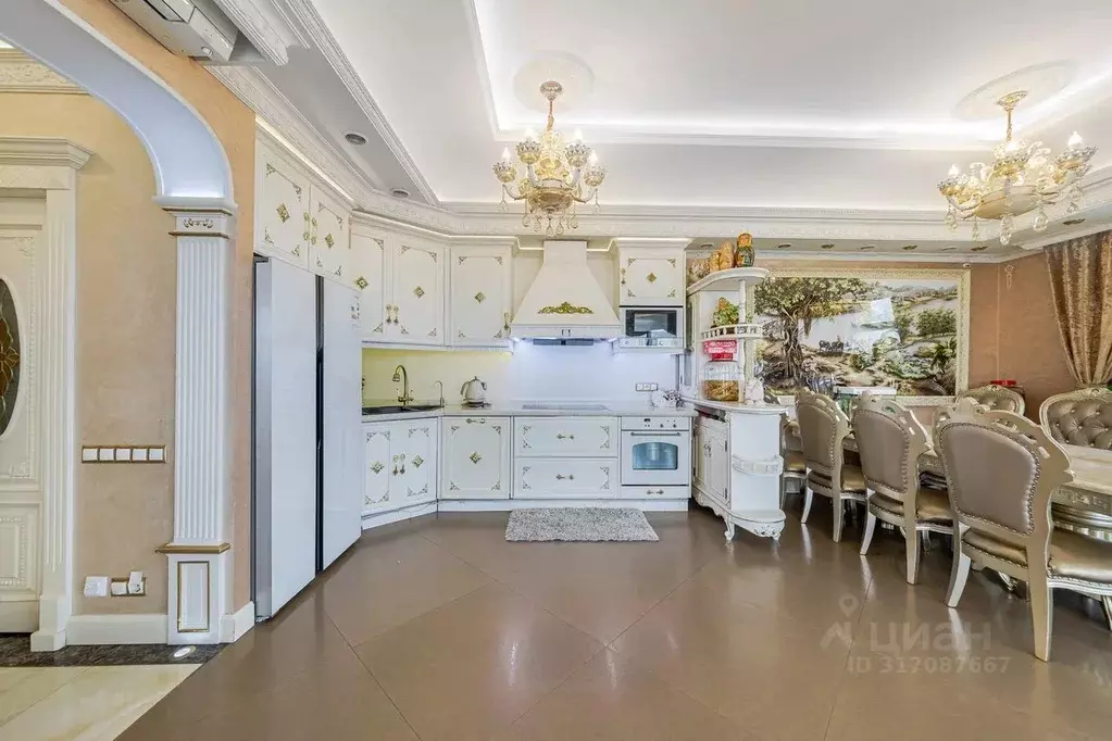 5-к кв. Москва ул. 1-я Машиностроения, 10 (140.0 м) - Фото 0