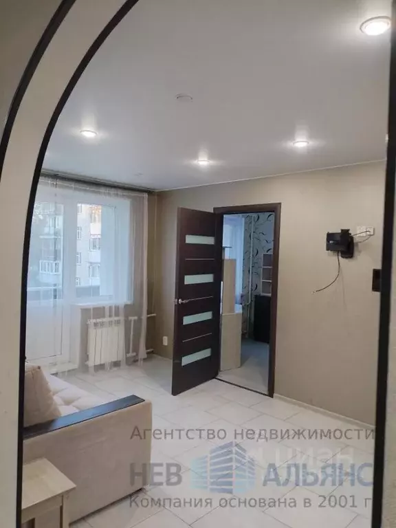 2-к кв. Ленинградская область, Гатчина ул. Радищева, 12 (44.0 м) - Фото 0