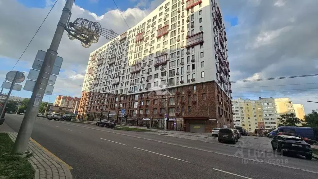 3-к кв. Белгородская область, Белгород ул. Белгородского полка, 78 ... - Фото 1