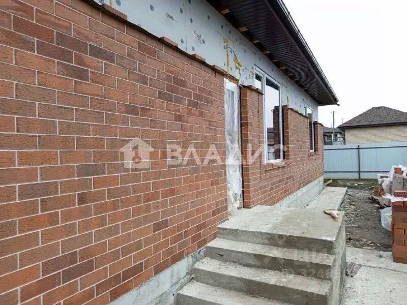 Дом в Адыгея, Майкоп Парковый пер. (135 м) - Фото 1