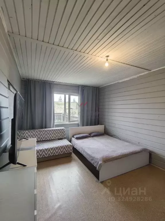 Дом в Тыва, Кызылский кожуун, Каа-Хем пгт ул. 70 лет Победы (34 м) - Фото 1