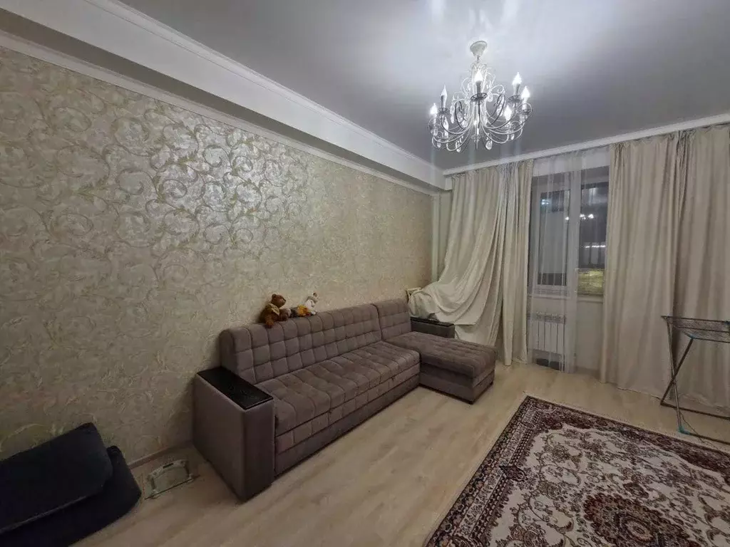 2-к кв. Ставропольский край, Ессентуки Октябрьская ул. (63.2 м) - Фото 1