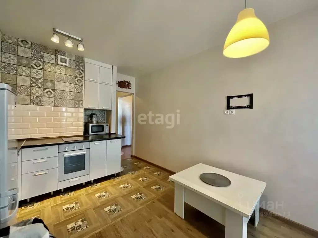 1-к кв. Тюменская область, Тюмень ул. Василия Подшибякина, 19 (35.0 м) - Фото 2