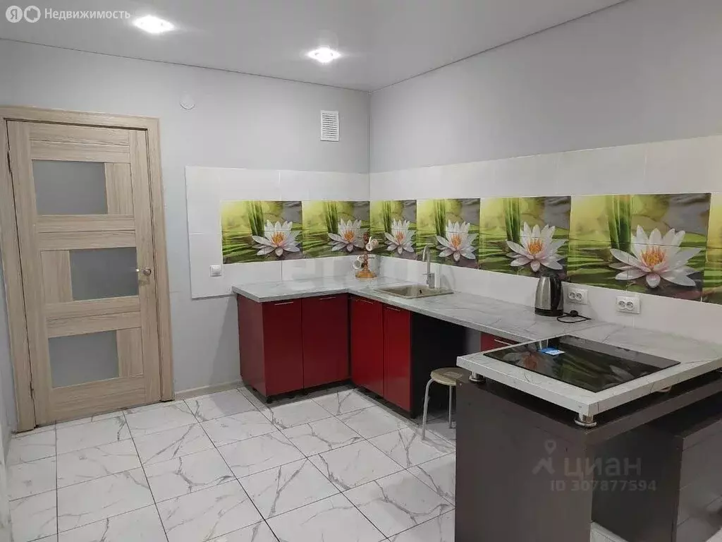 3-комнатная квартира: Череповец, улица Наседкина, 27А (74.9 м) - Фото 2