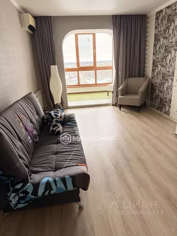 1-к кв. Брянская область, Брянск ул. Красных Партизан, 9/1 (51.88 м) - Фото 2