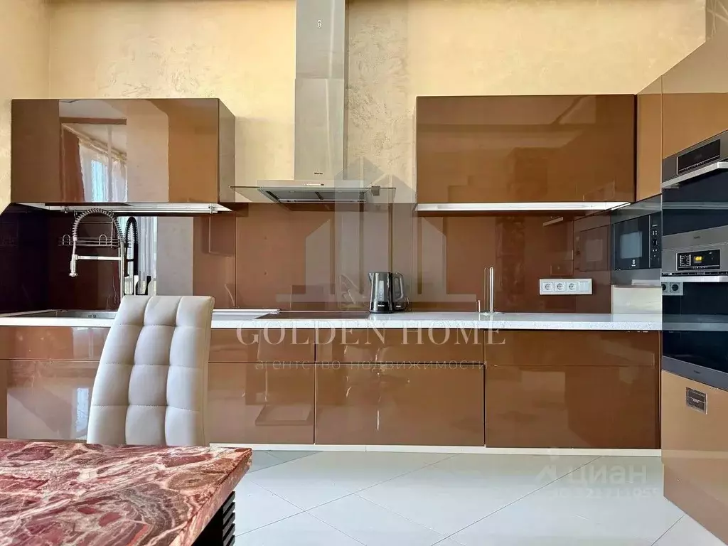 2-к кв. Санкт-Петербург Петрозаводская ул., 13 (96.0 м) - Фото 1