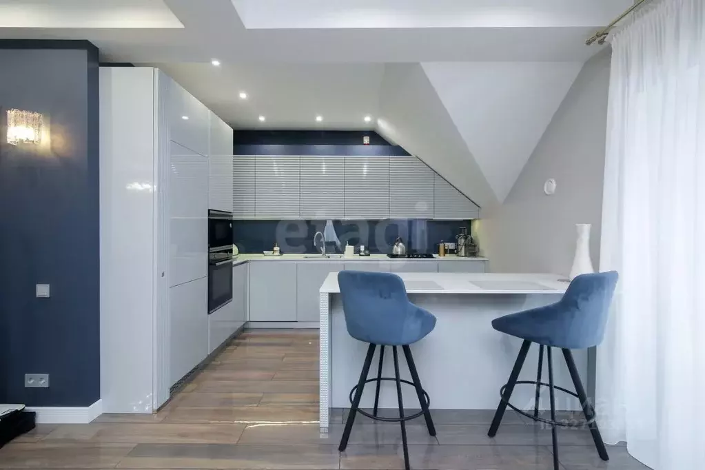 3-к кв. Калининградская область, Калининград ул. Генерала Раевского, ... - Фото 0