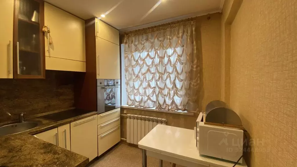 3-к кв. Ханты-Мансийский АО, Нижневартовск Пермская ул., 16А (61.8 м) - Фото 2